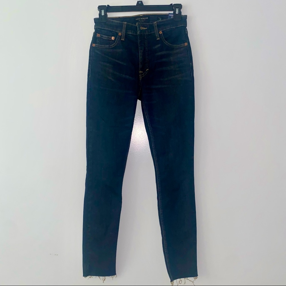 High Rise Skinny Jean, with Frayed Ends. - Lucky Brand